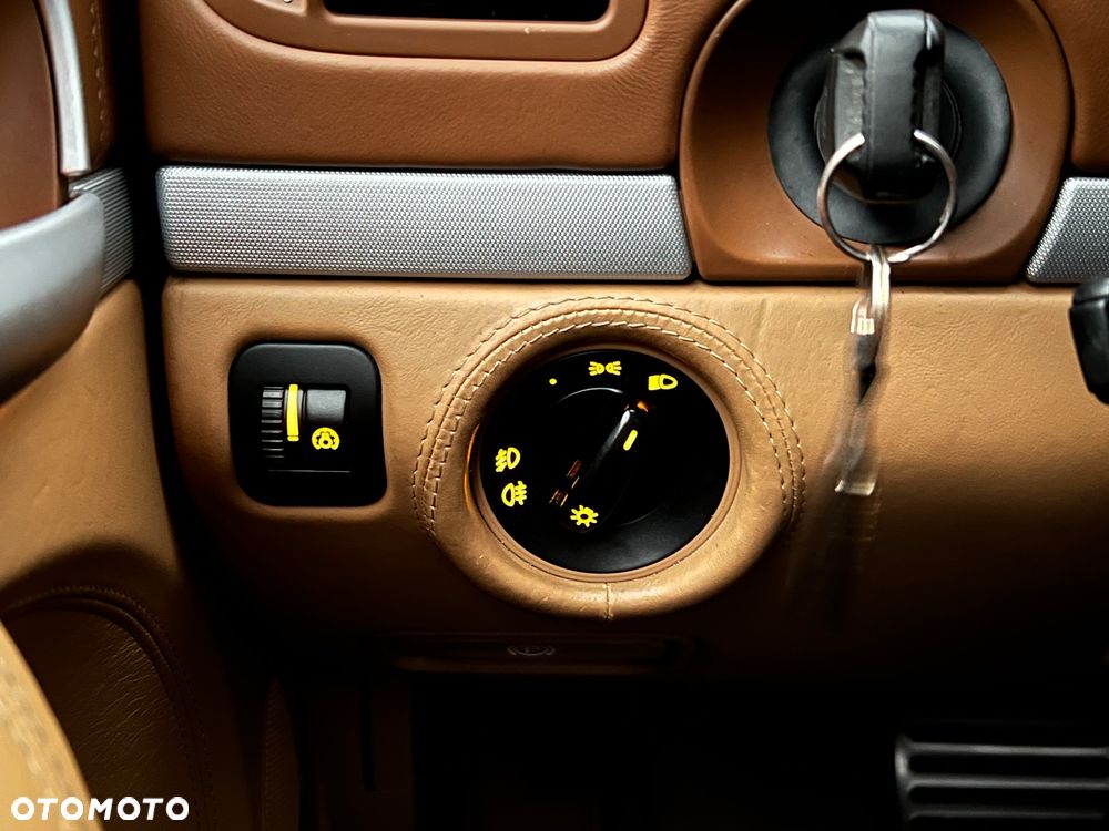 Porsche Cayenne - 19