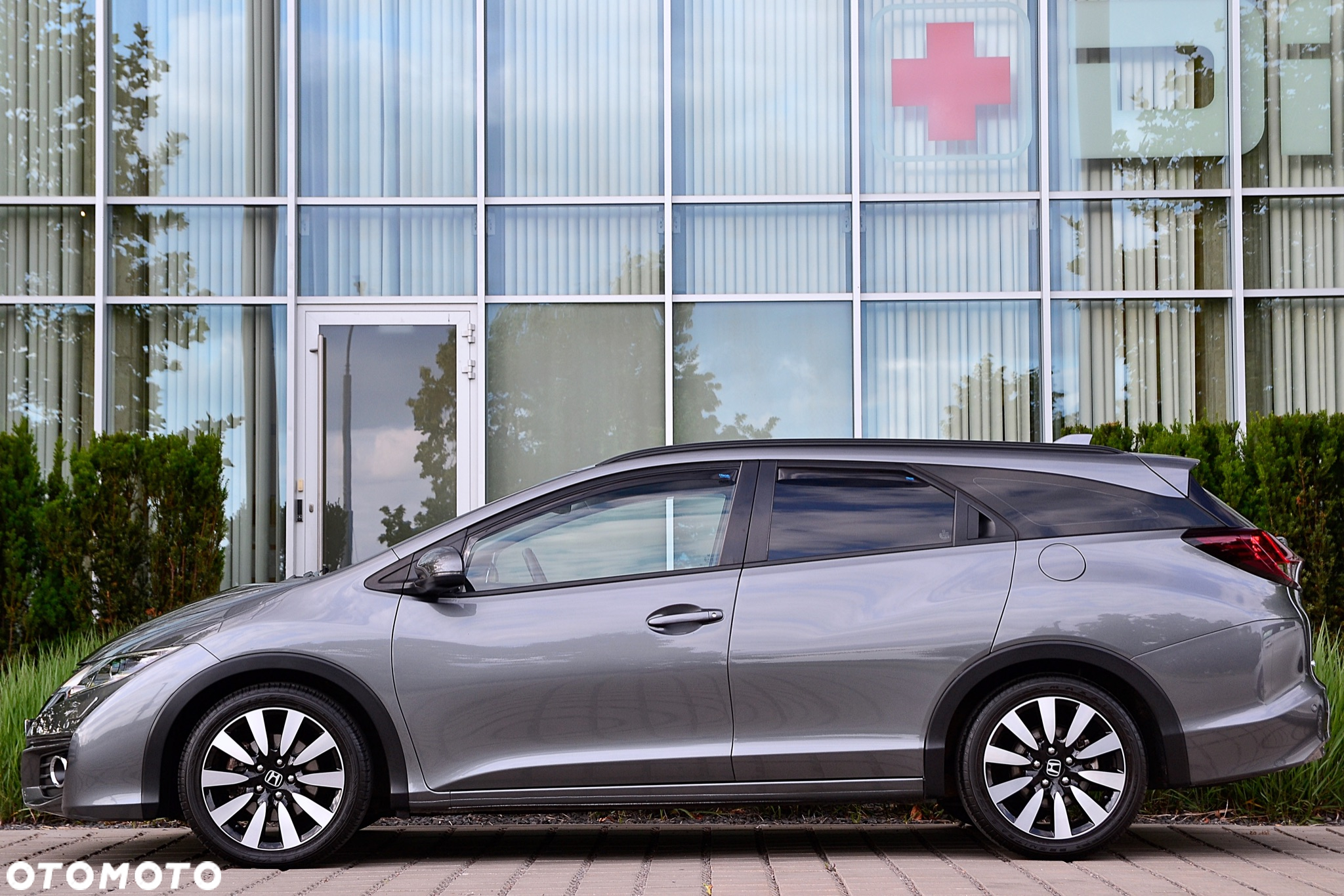 Honda Civic Tourer 1.8 i-VTEC Sport - 8