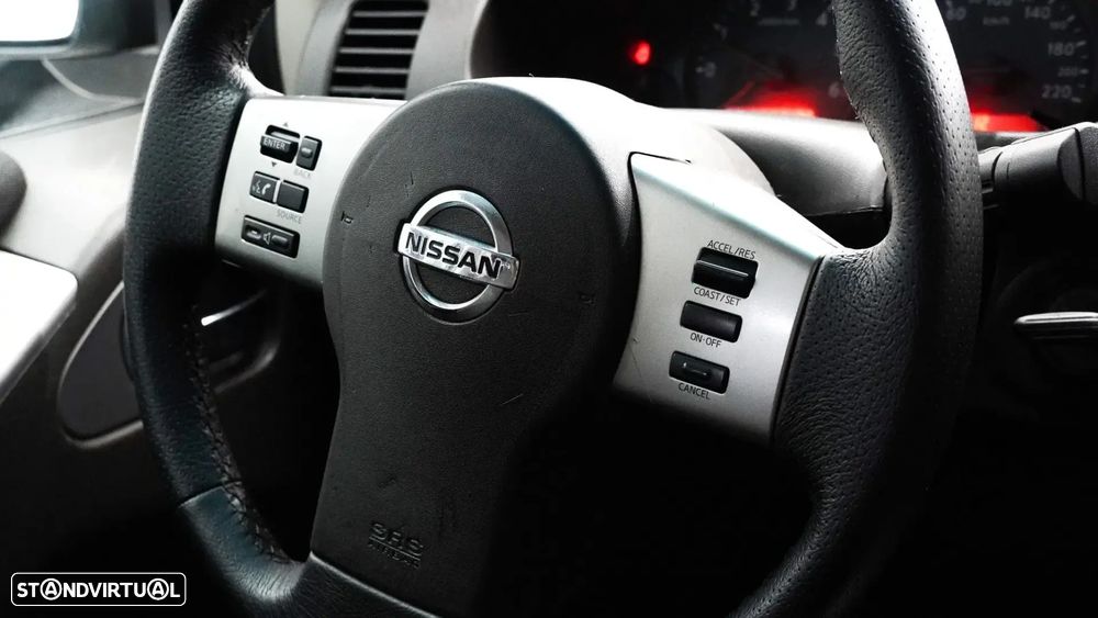 Nissan Navara 2.5 dCi CD SE 4WD - 13