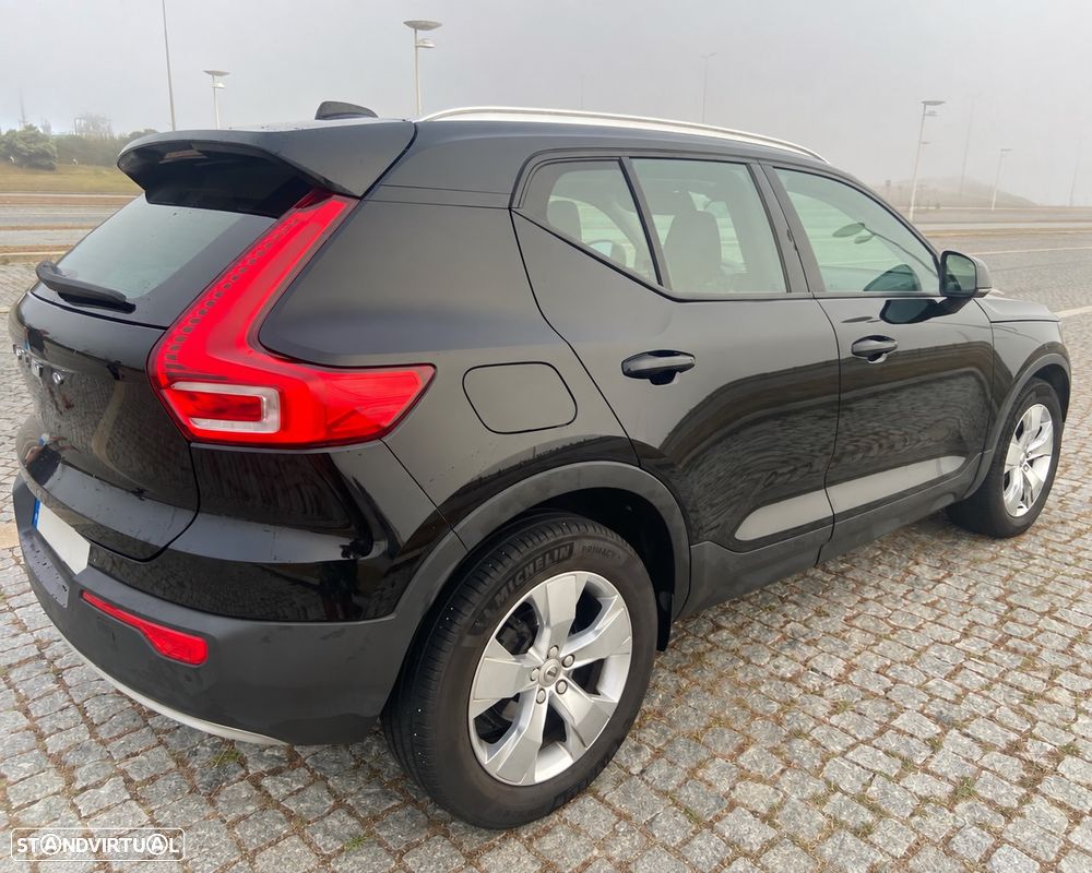 Volvo XC 40 2.0 D3 Momentum Geartronic - 6