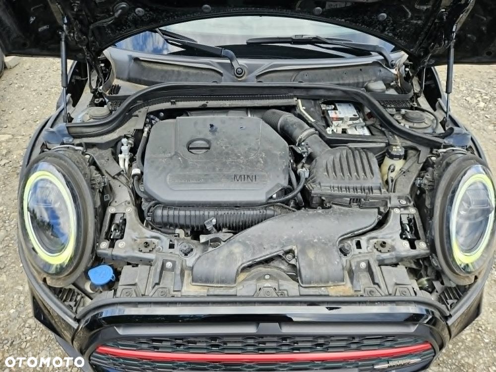 MINI John Cooper Works - 13