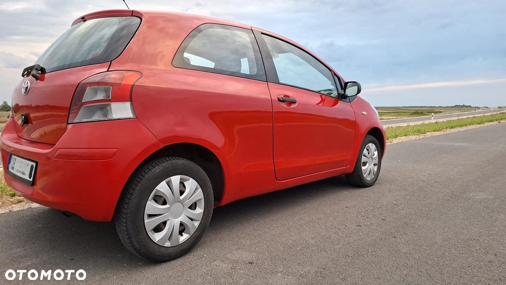 Toyota Yaris 1.0 Terra A/C - 5