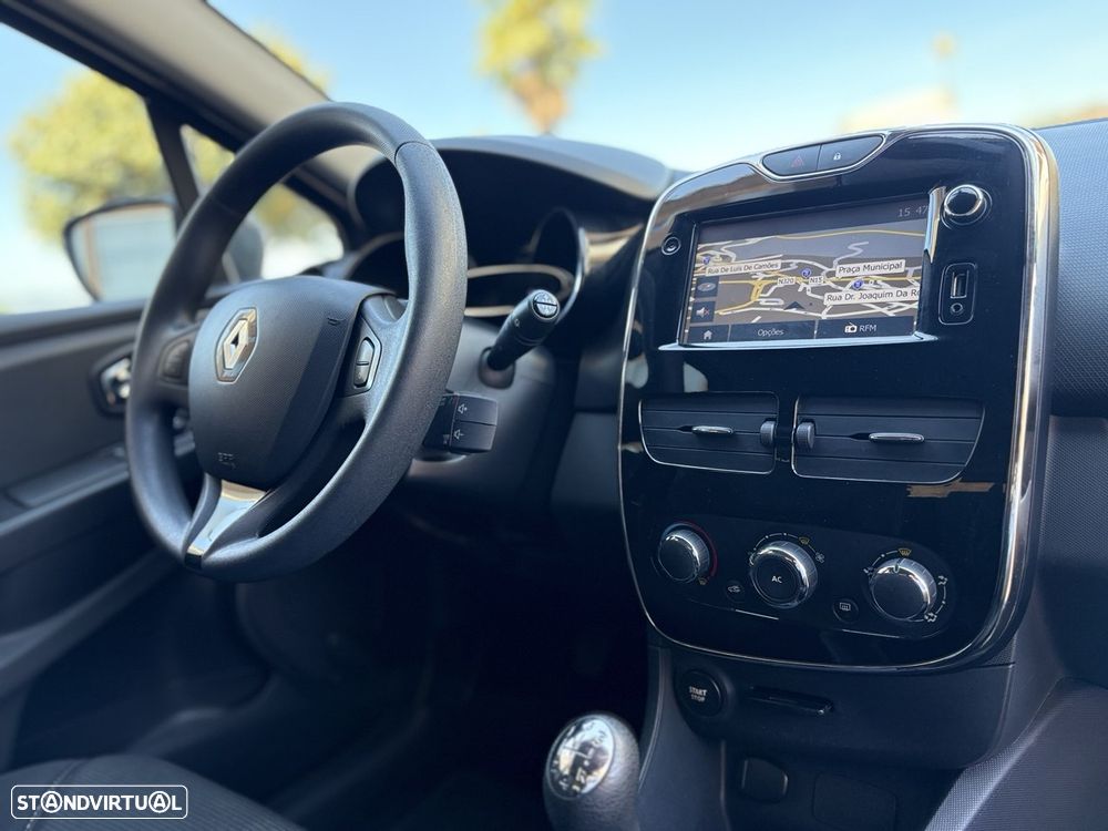 Renault Clio 1.5 dCi Dynamique S - 15