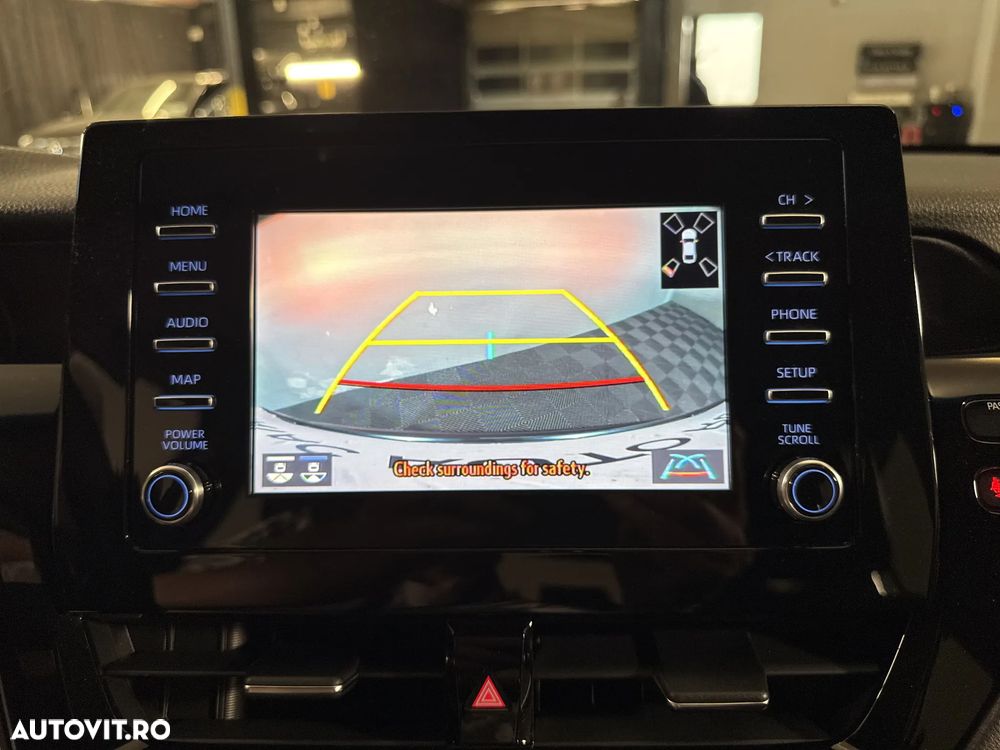 Toyota Camry - 20
