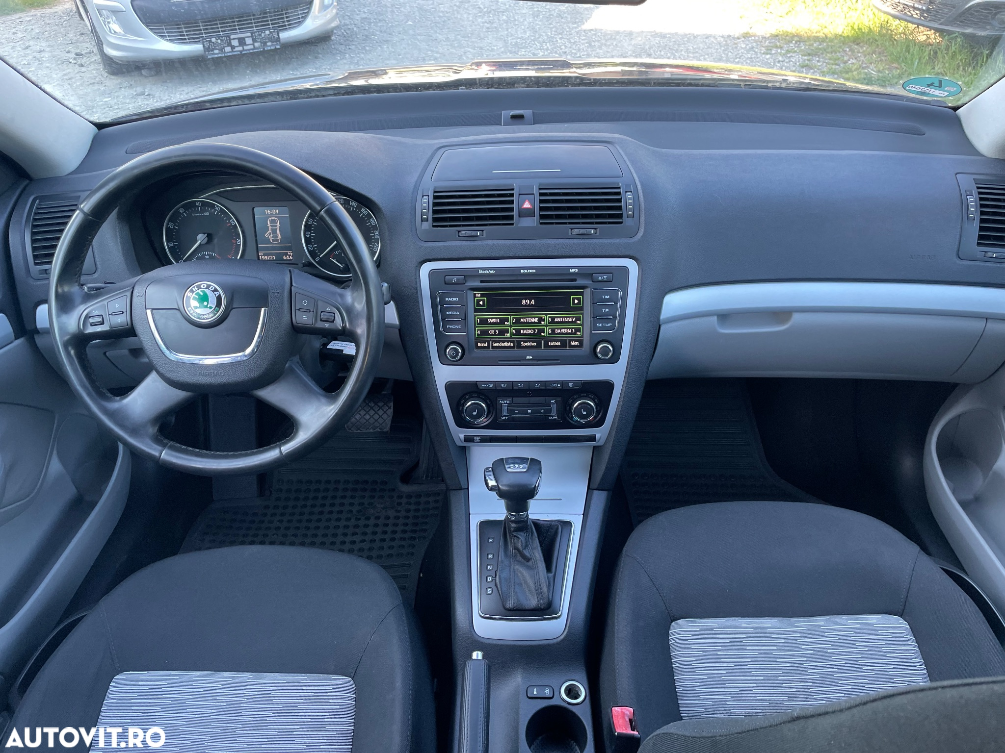 Skoda Octavia 1.4 TSI Ambiente DSG - 9