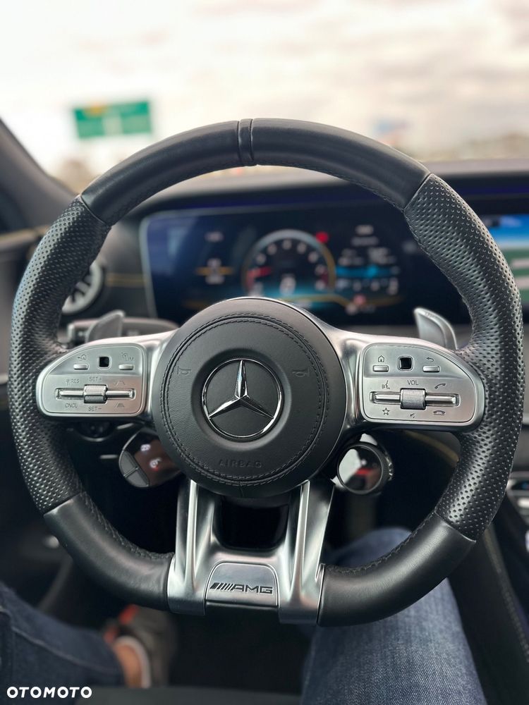 Mercedes-Benz AMG GT - 32