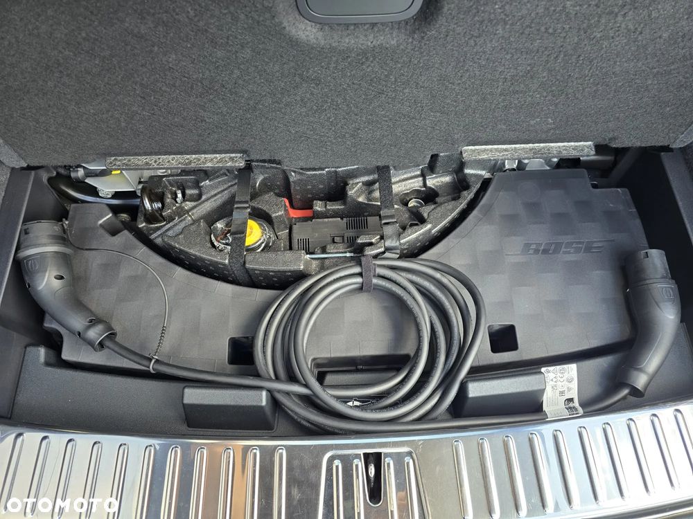 Porsche Cayenne S E-Hybrid PHEV - 38