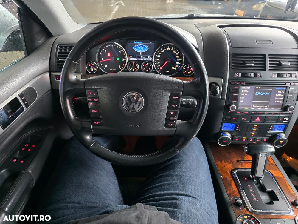 Volkswagen Touareg 2.5 TDI R5 Aut. - 2