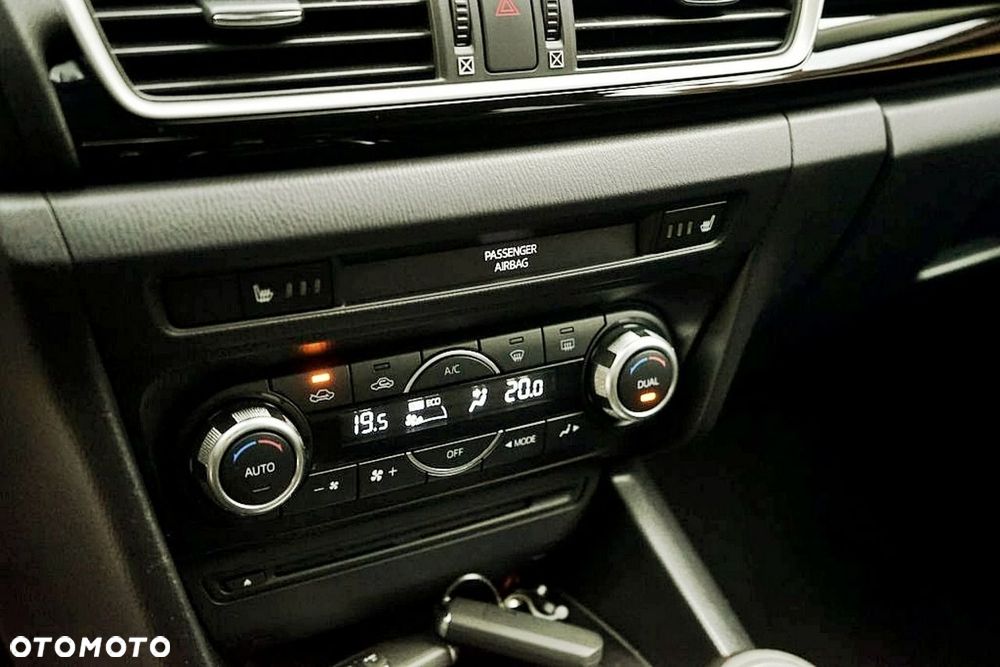 Mazda 3 SKYACTIV-D 150 Exclusive-Line - 23