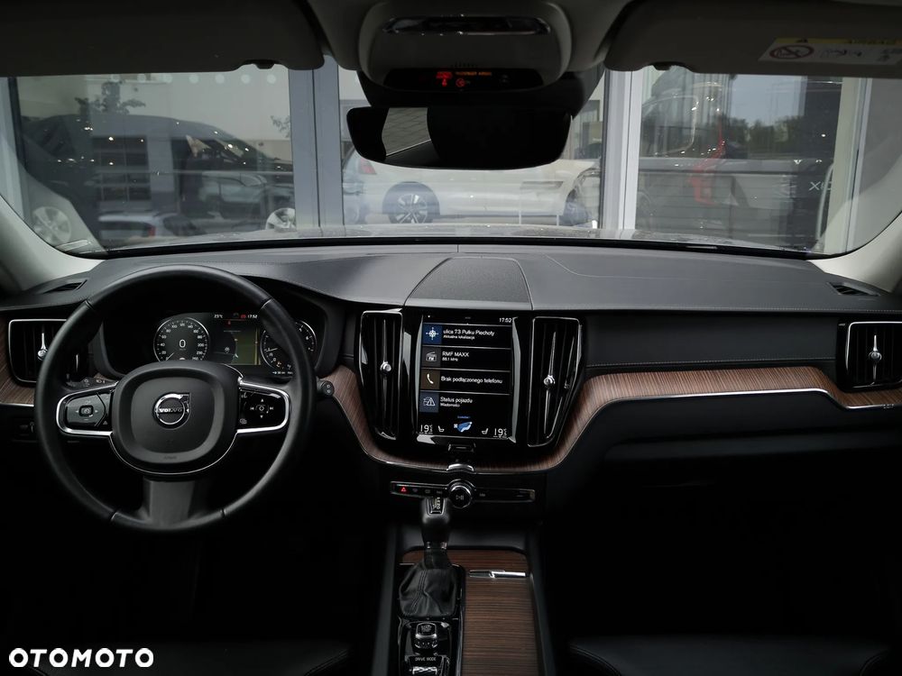 Volvo XC 60 T4 Inscription - 18
