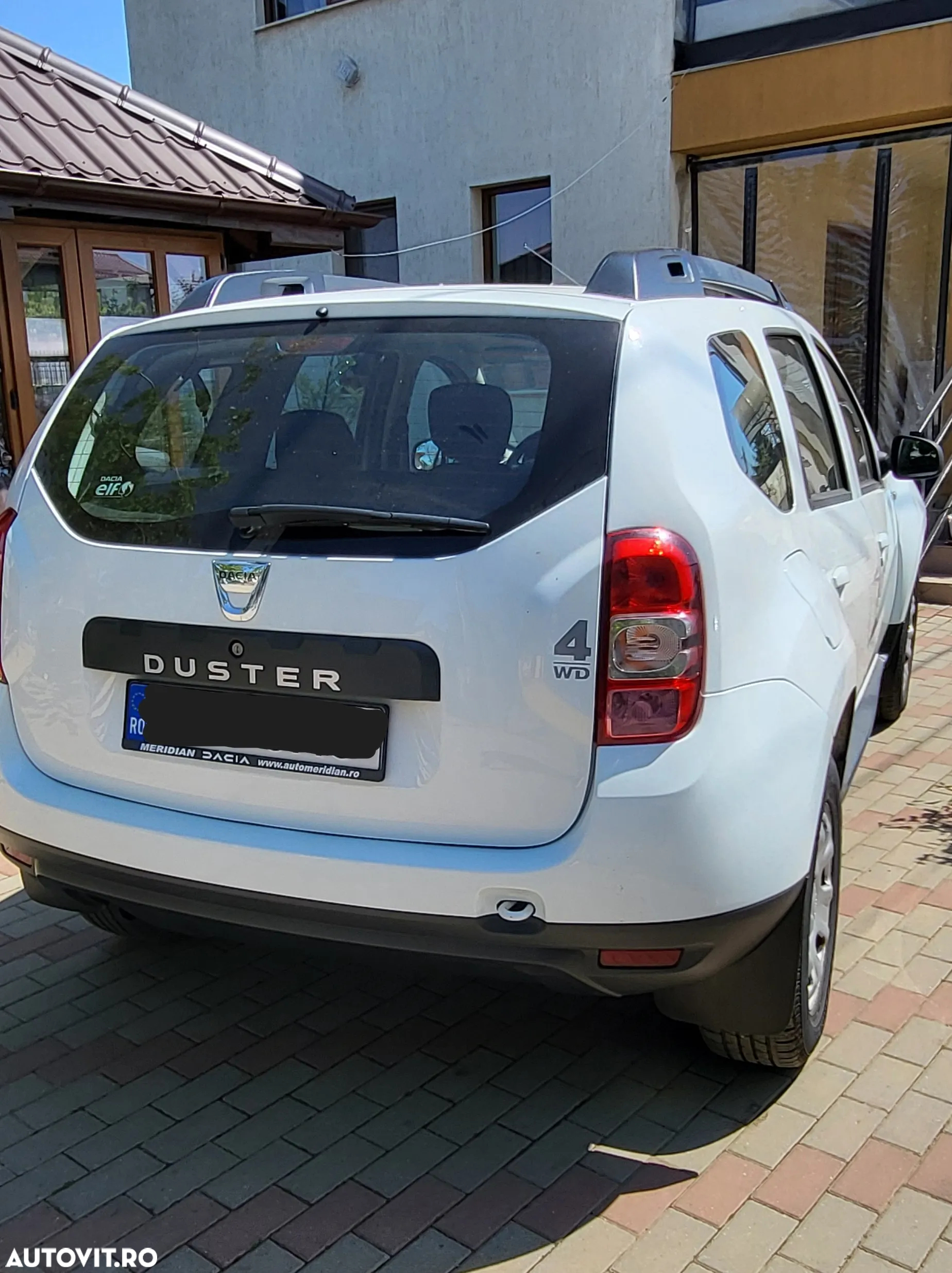 Dacia Duster 1.2 TCe 4x4 Laureate - 4