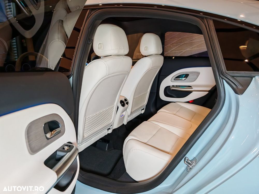 Mercedes-Benz CLA 200 4MATIC Coupe - 15