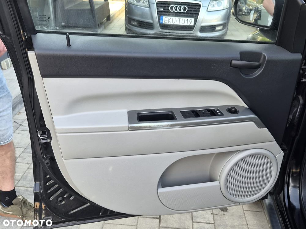 Jeep Compass 2.4 Limited - 24