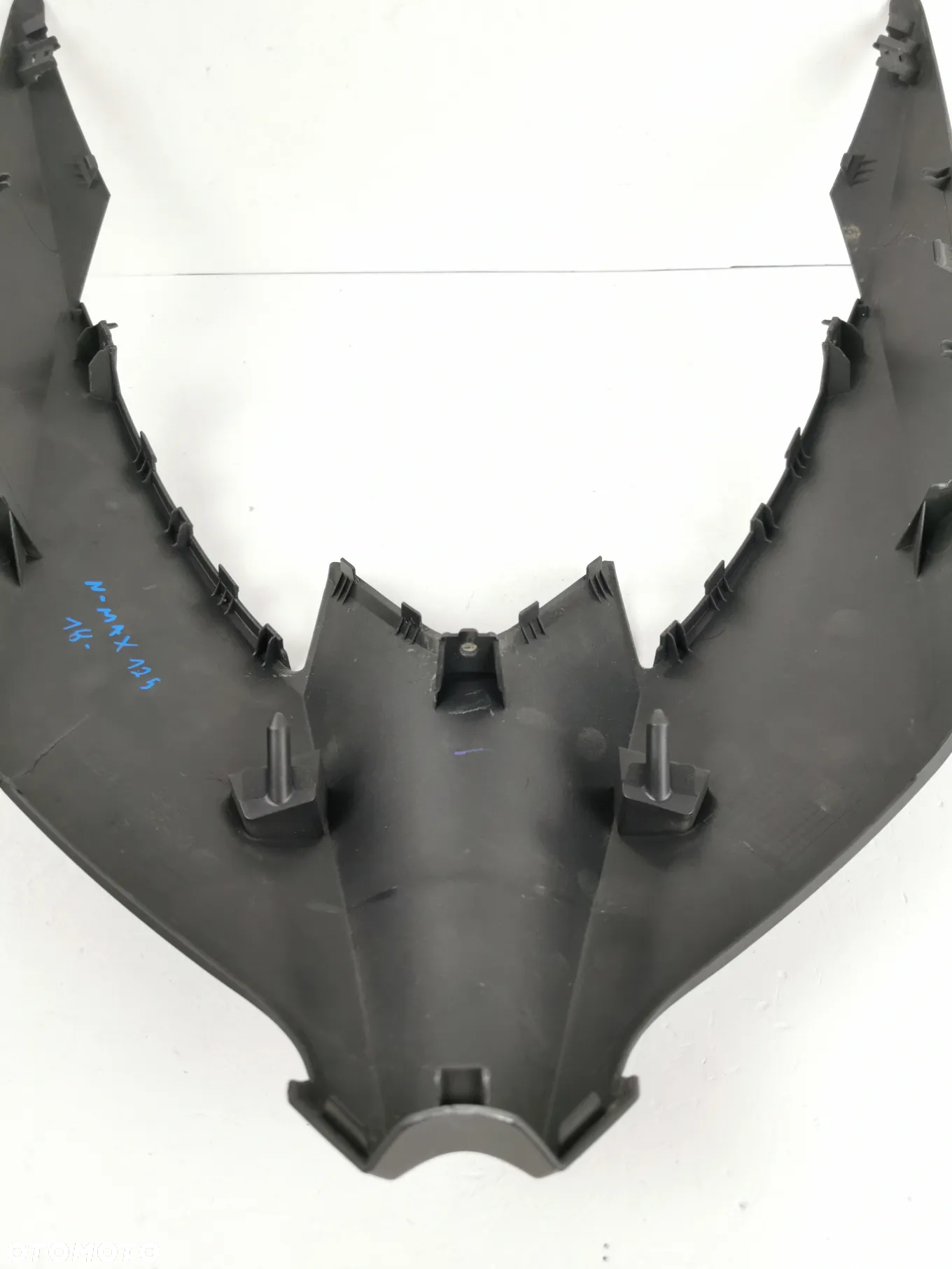 Yamaha X-MAX 125 czacha czasza nosek 18- - 11