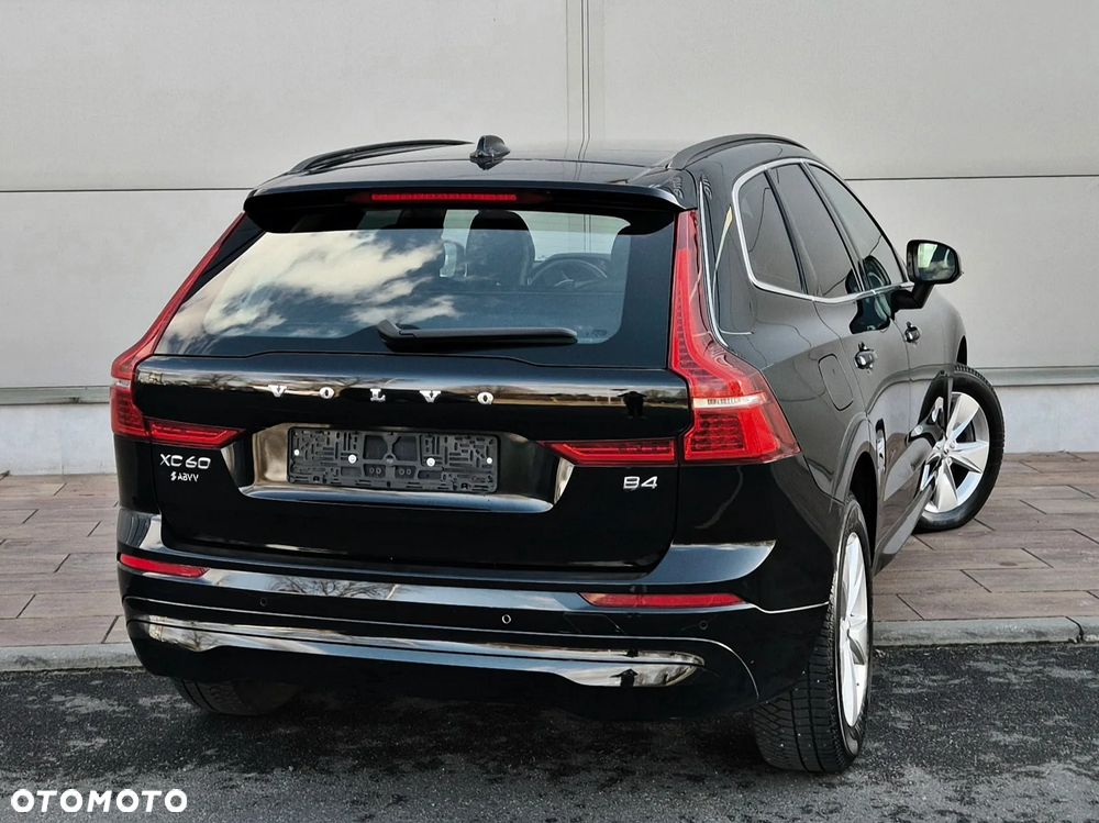 Volvo XC 60 B4 D Momentum Pro - 13