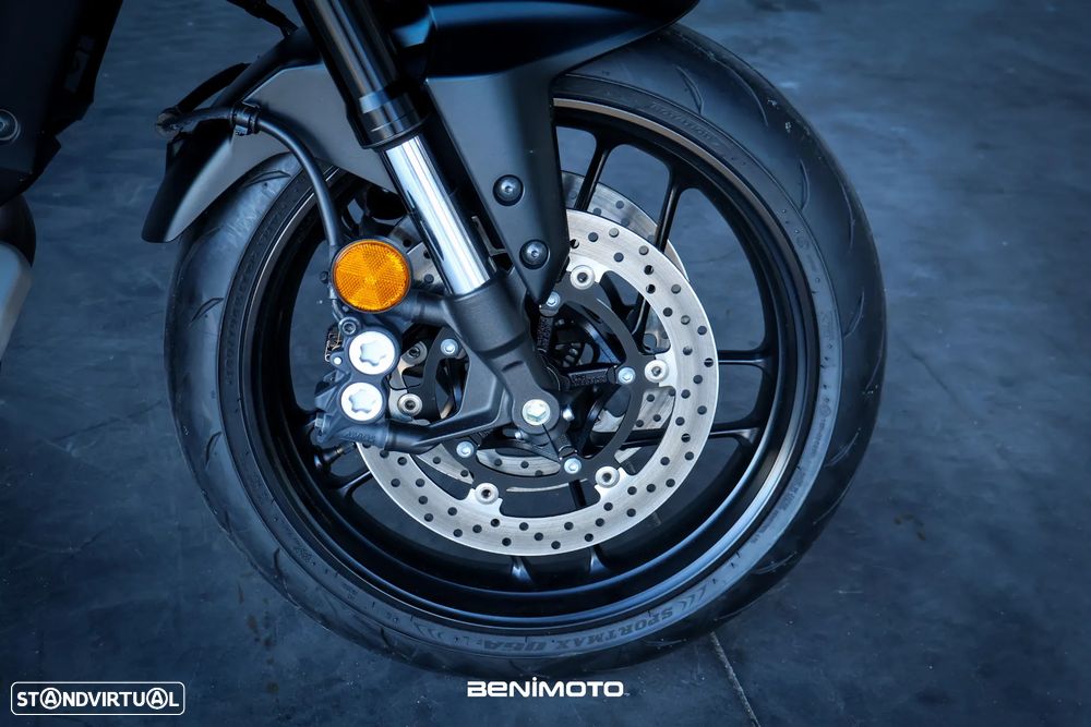 Yamaha MT-07 - 16