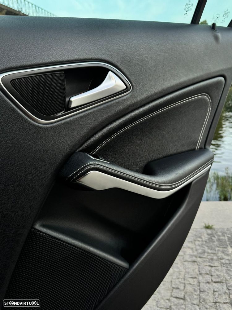Mercedes-Benz A 180 CDI (BlueEFFICIENCY) Urban - 13