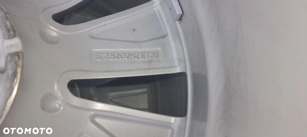 Koła zimowe zima Audi 8W0071498 E7,5Jx18H2 ET39 - 5