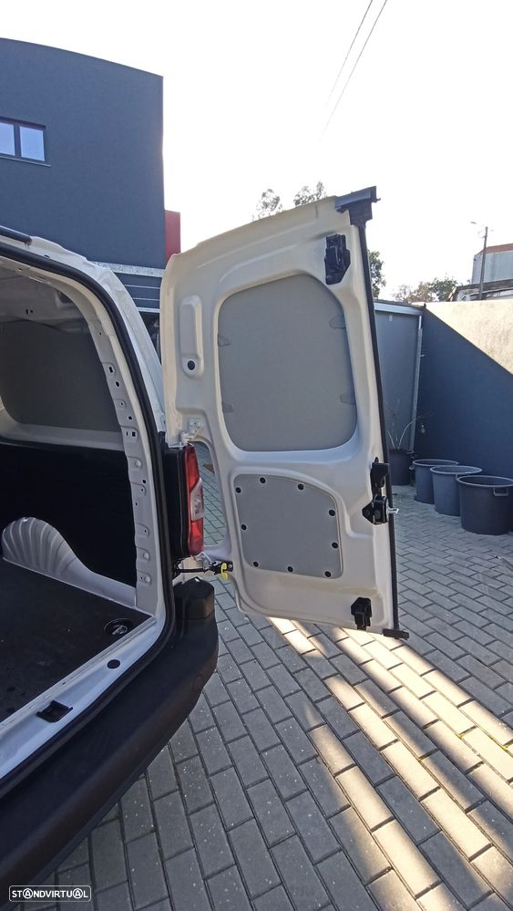 Citroën 950 BLUEHDI 100 S&S BVM6 - 13