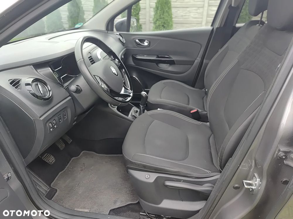 Renault Captur - 16