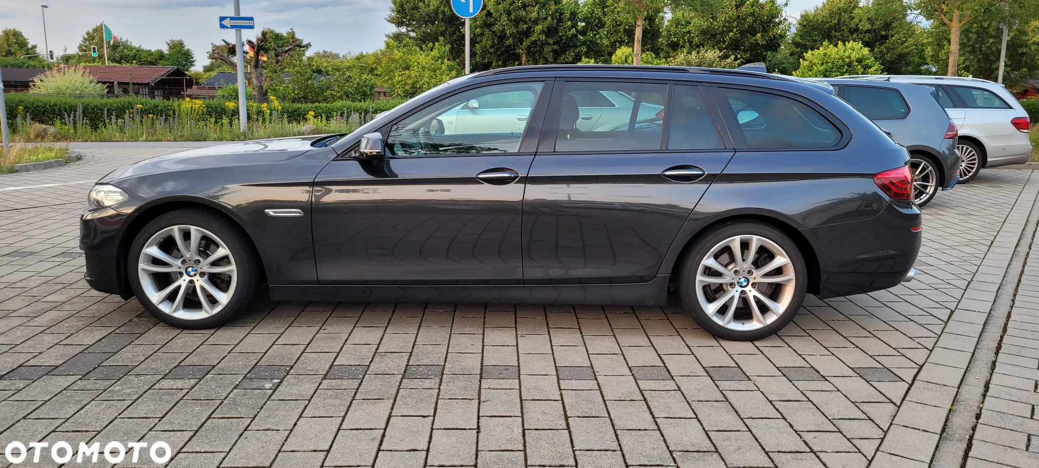BMW Seria 5 520d xDrive - 4