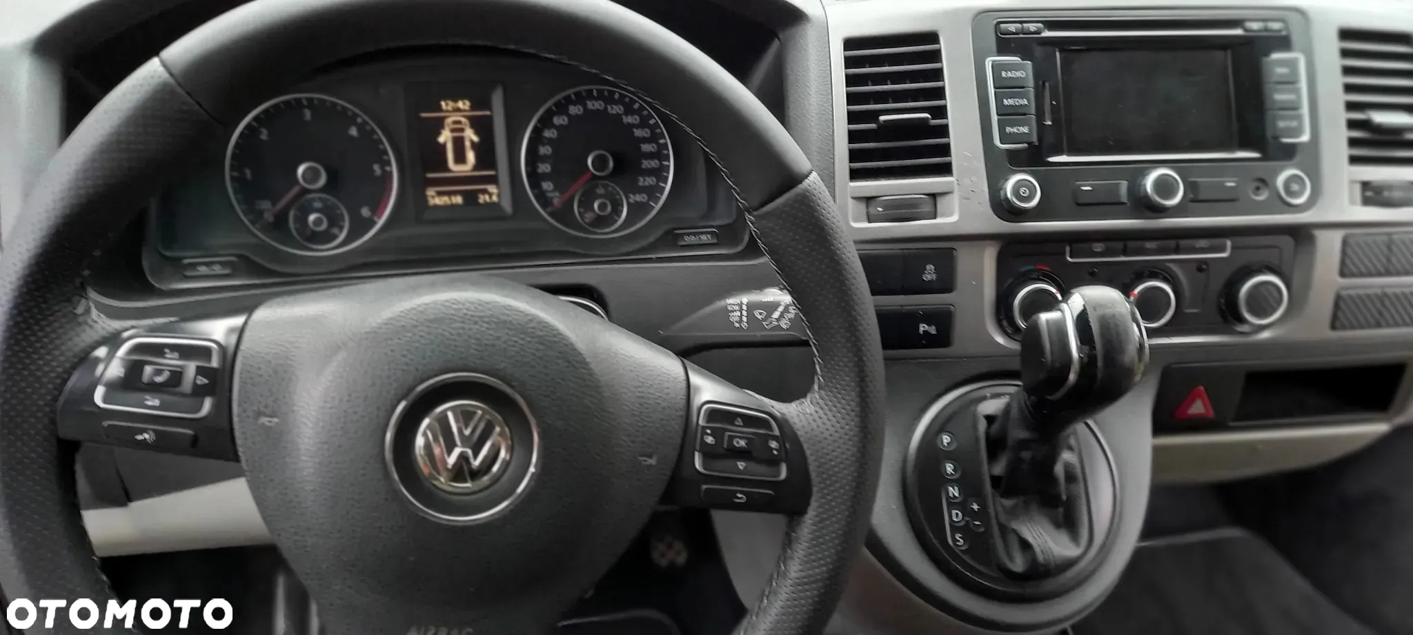 Volkswagen Transporter - 16