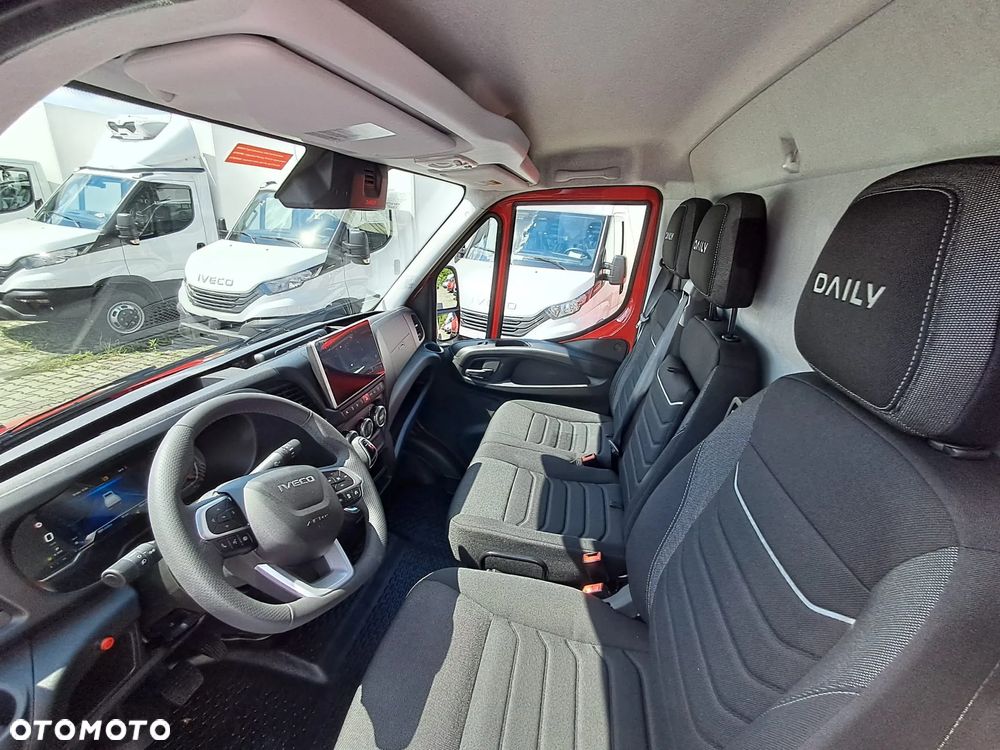 Iveco Daily 35S18HA8 Kontener z windą - 12