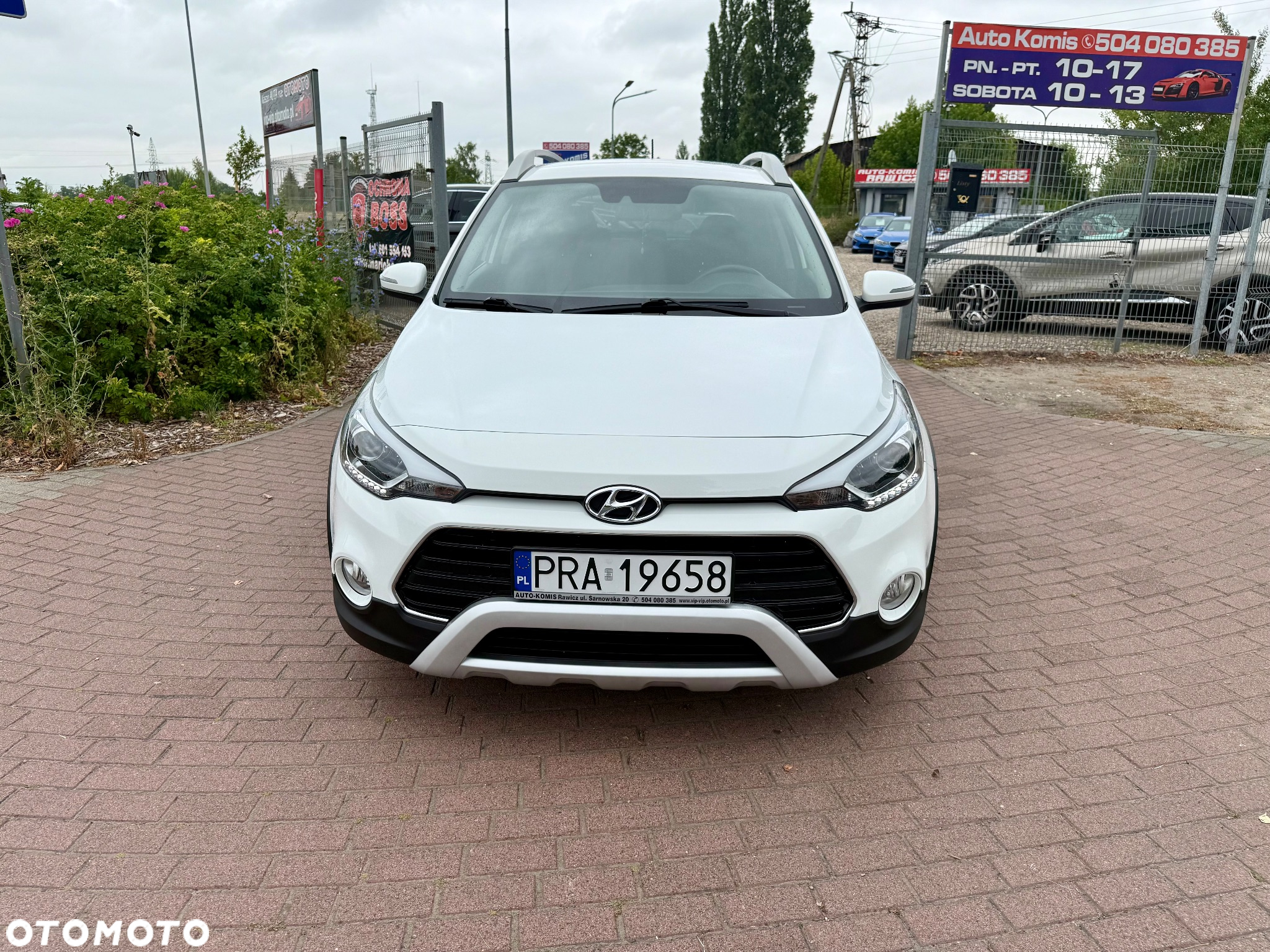 Hyundai i20 blue 1.4 Active Select - 3