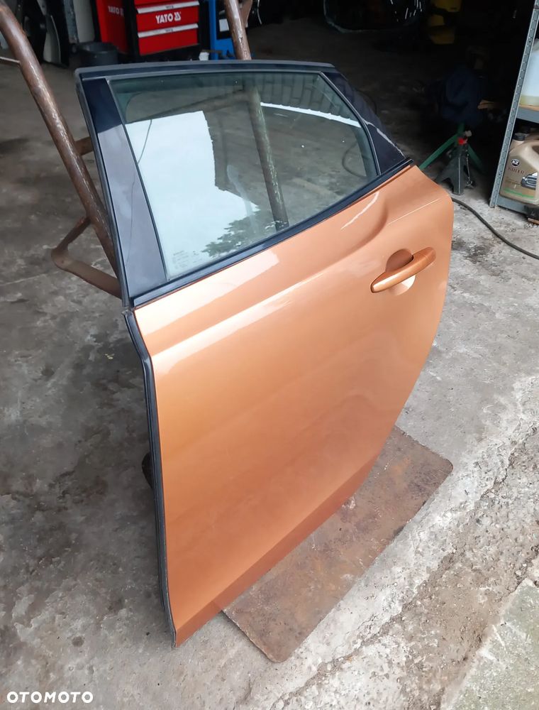 VOLVO V40 II drzwi lewe lewy tył tylnie  kompletne kolor 704 - 3