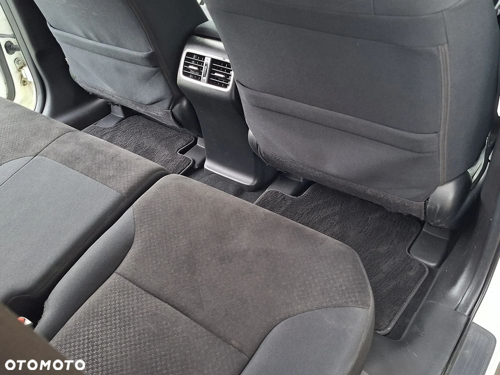 Honda CR-V 2.0i-VTEC 4WD Automatik Elegance - 32