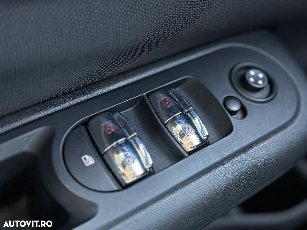 Mini Clubman One Essential Trim - 26