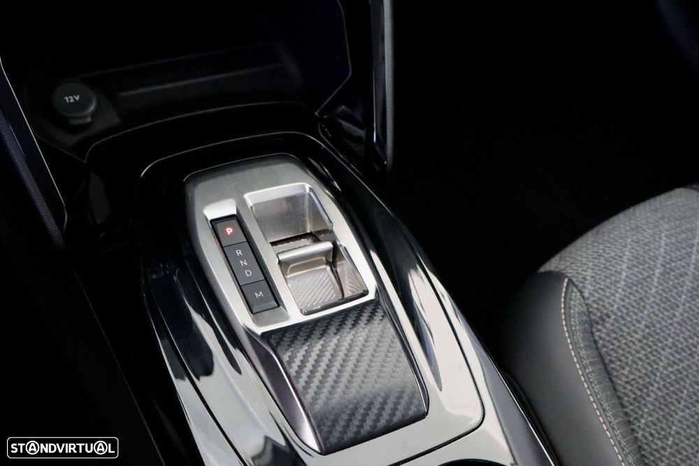 Peugeot 208 1.2 Hybrid Allure e-DCS6 - 43