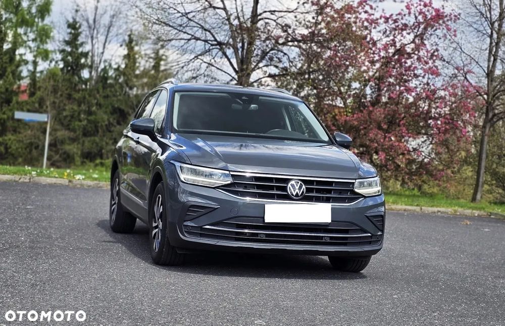 Volkswagen Tiguan 1.5 TSI OPF DSG ACTIVE - 9
