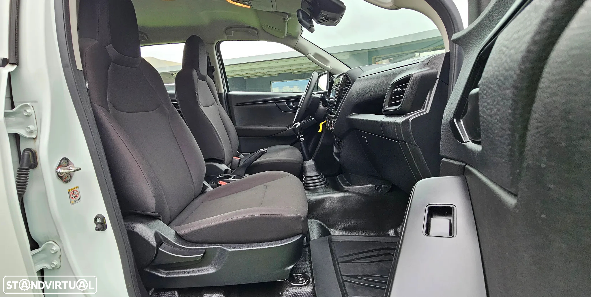 Isuzu D-MAX - 21