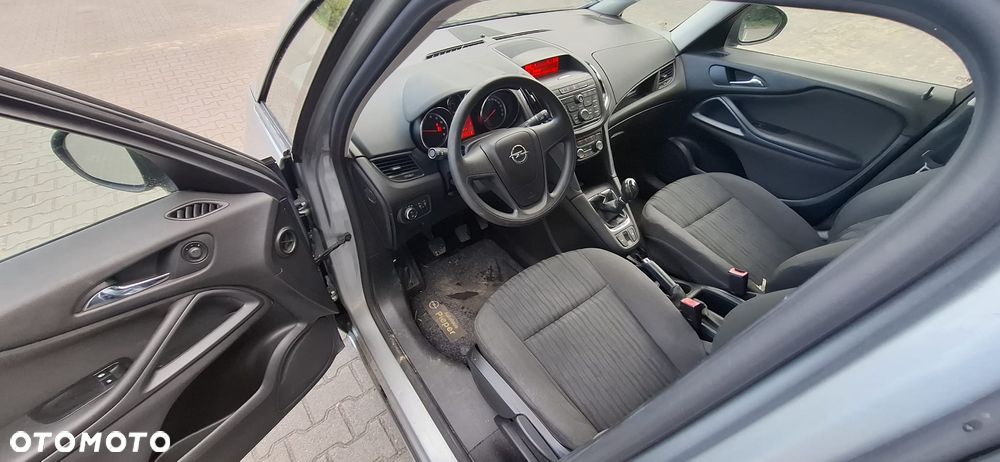Opel Zafira Tourer 1.4 Turbo Edition - 15