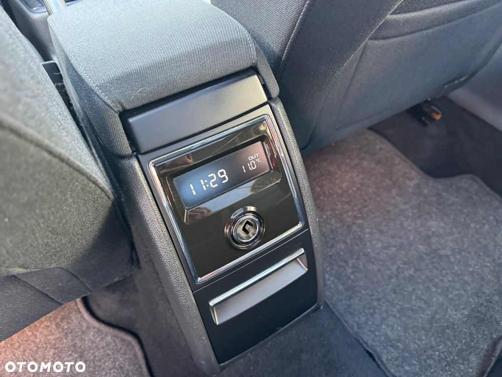 Skoda Superb - 17