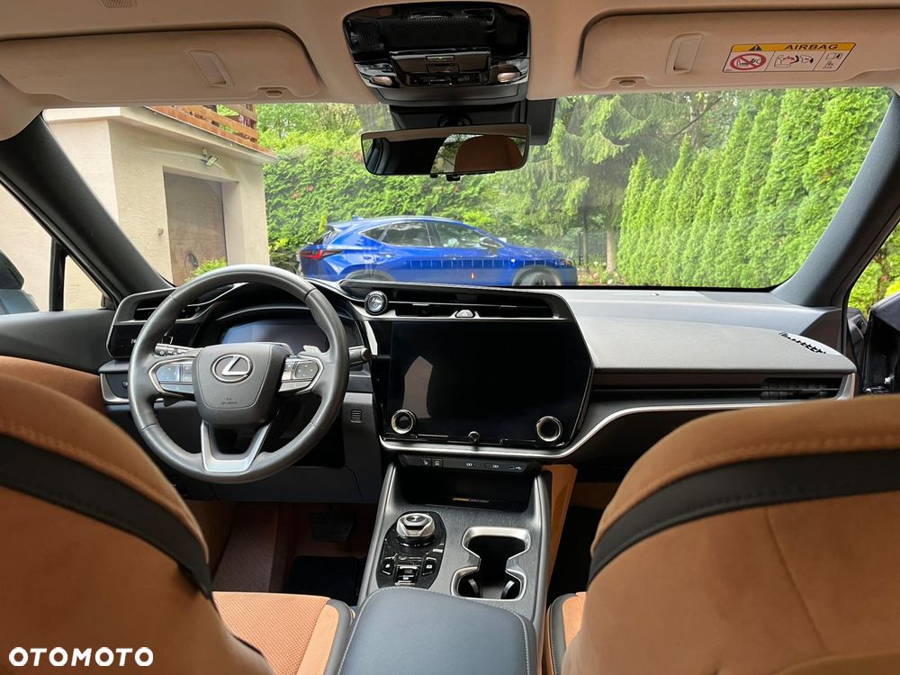 Lexus RZ 450e Omotenashi DIRECT4 - 4