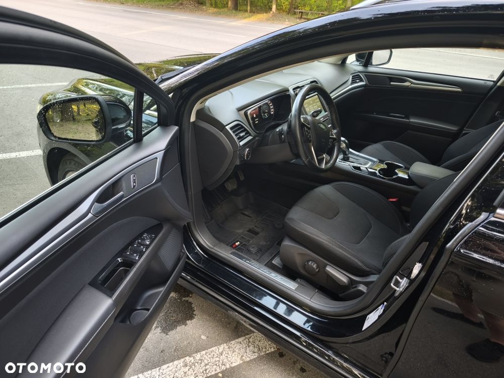 Ford Mondeo - 8