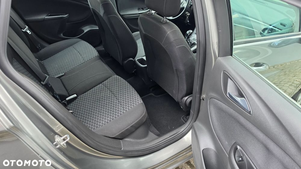 Opel Astra 1.6 D (CDTI) Start/Stop Business - 12