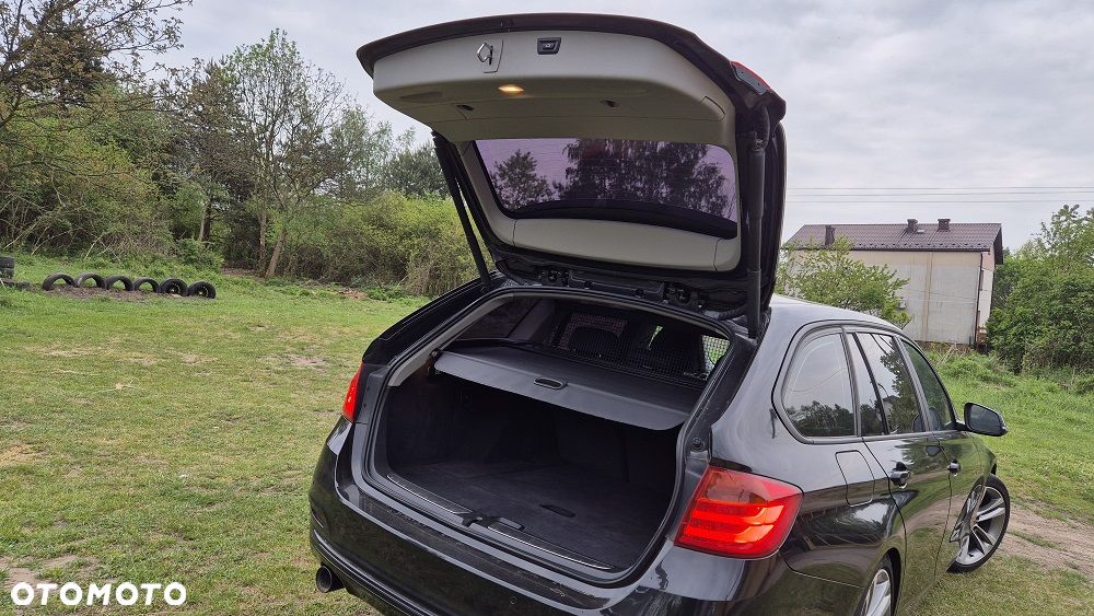 BMW Seria 3 318d - 10