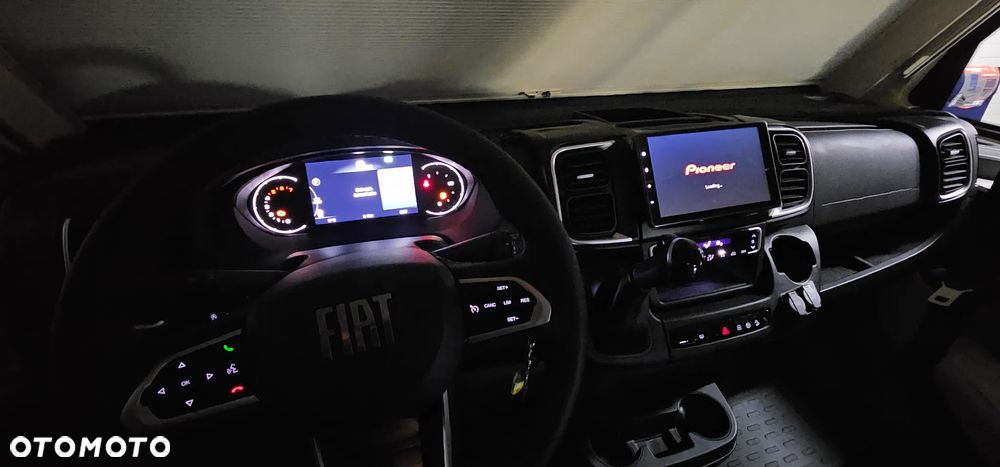 McLOUIS NEVIS 879G - 28