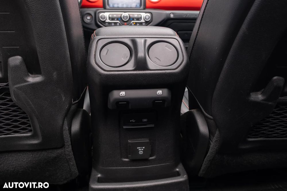 Jeep Wrangler 2.0 Turbo AT8 Rubicon - 25