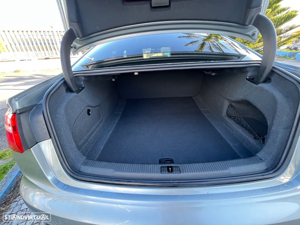 Audi A6 2.0 TDI Business Line Advance - 18