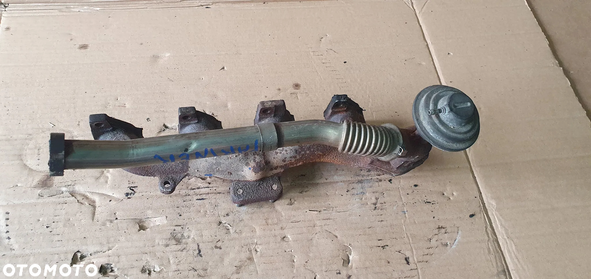 Kolektor wydechowy EGR Peugeot Partner 2.0 HDI 9633602180 - 2