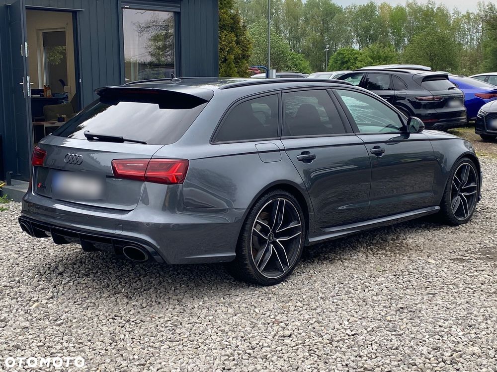 Audi RS6 Avant performance - 16