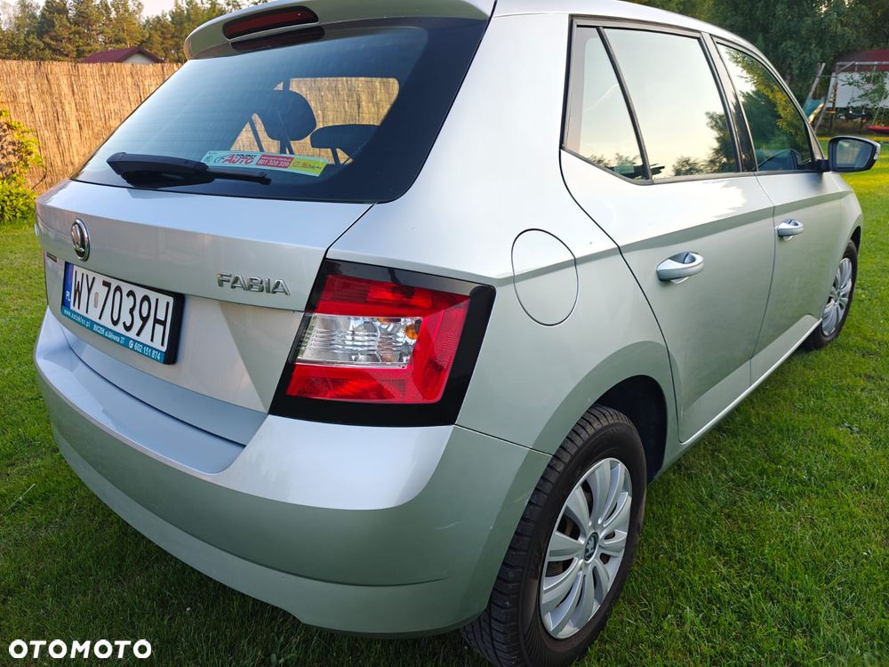 Skoda Fabia - 8