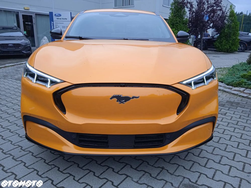Ford Mustang Mach-E 91 kWh AWD Premium - 5