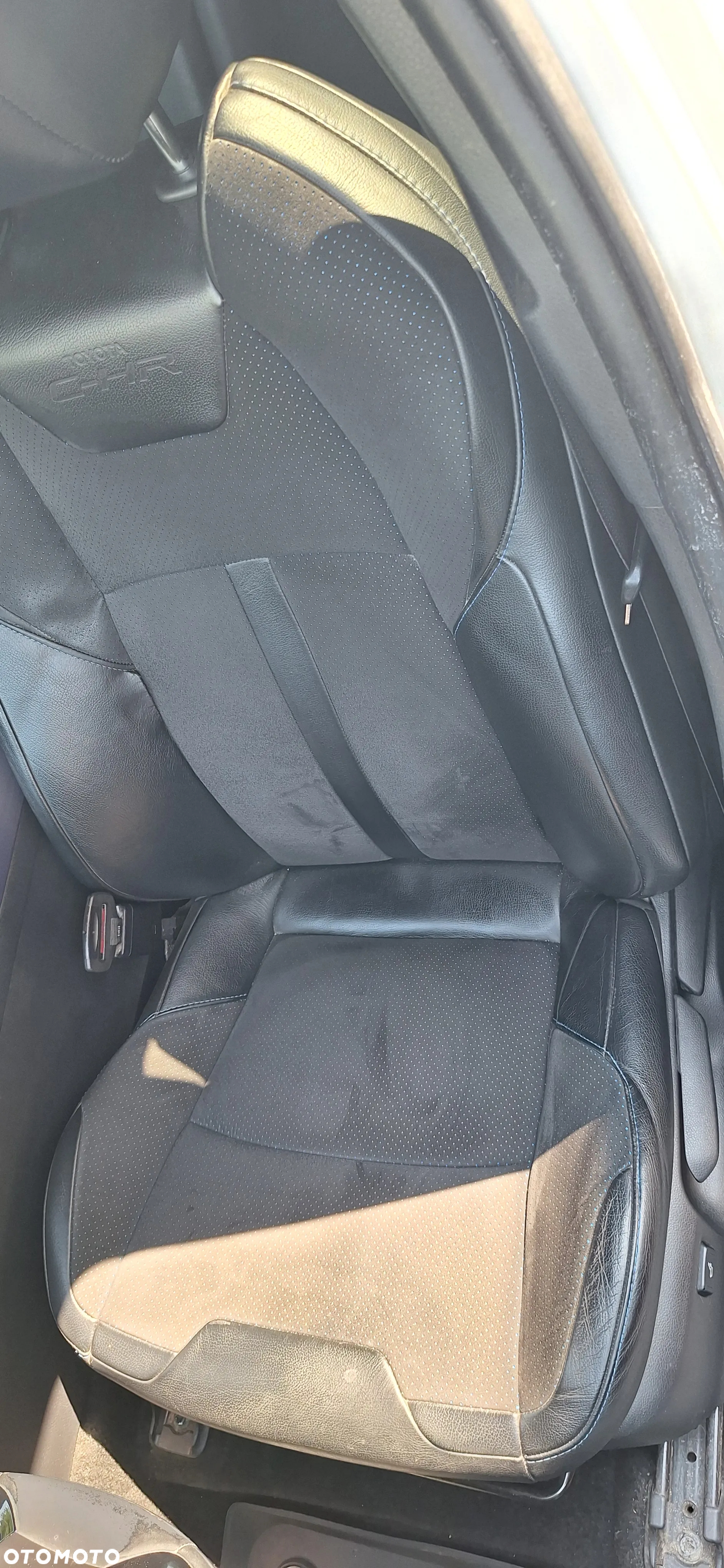 Toyota C-HR 1.8 Hybrid Prestige - 22