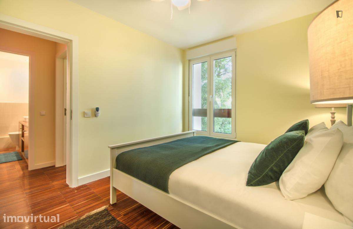 Apartamento com 3 quartos - localizado em Lisbon - Grande imagem: 5/34