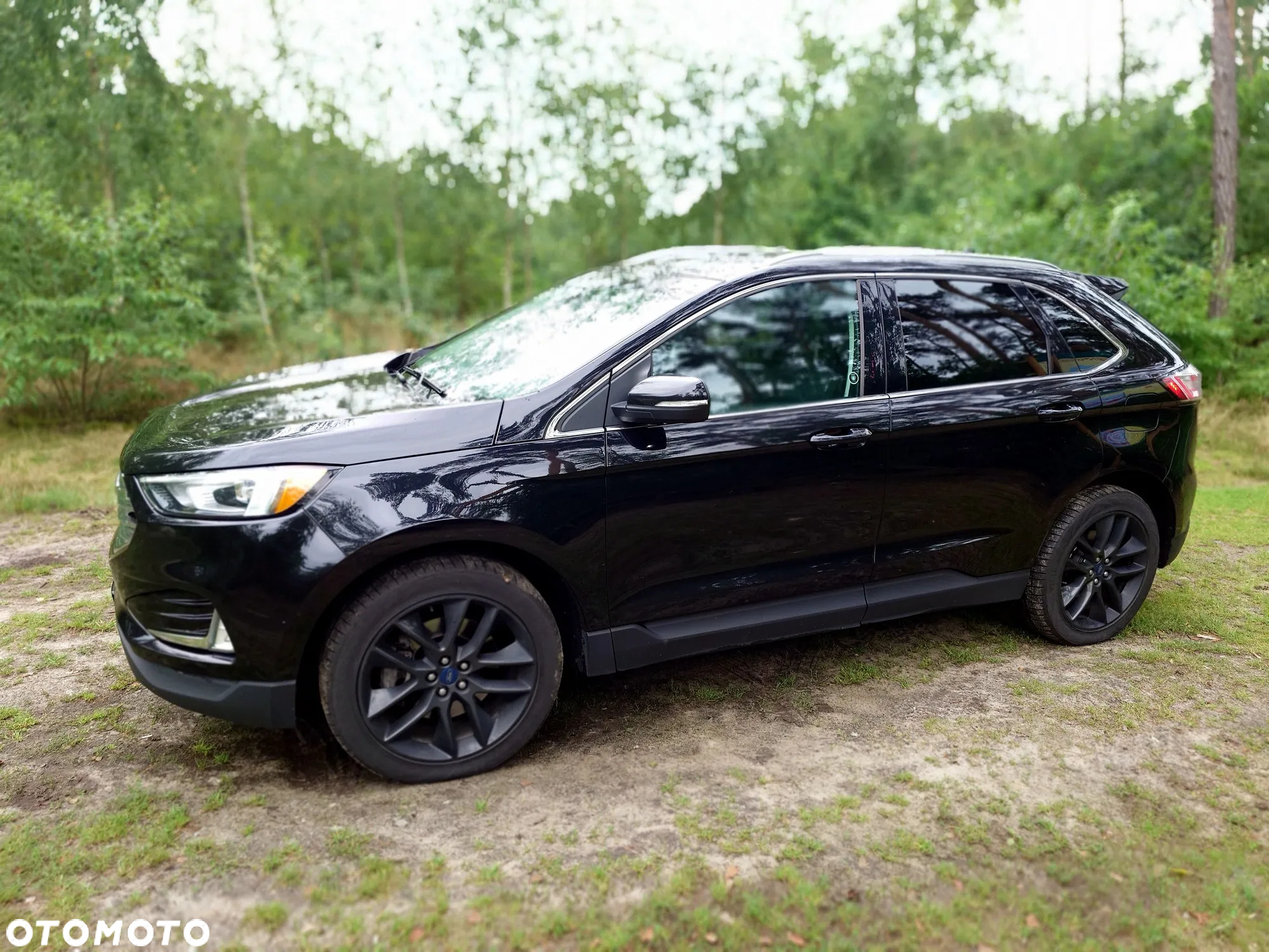 Ford Edge - 2